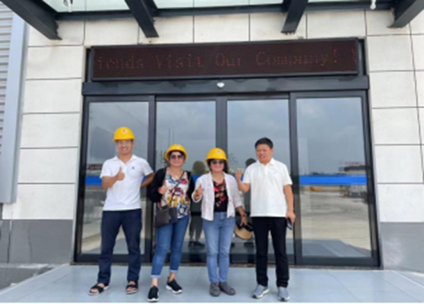 Welcome Philippine customer to our factory